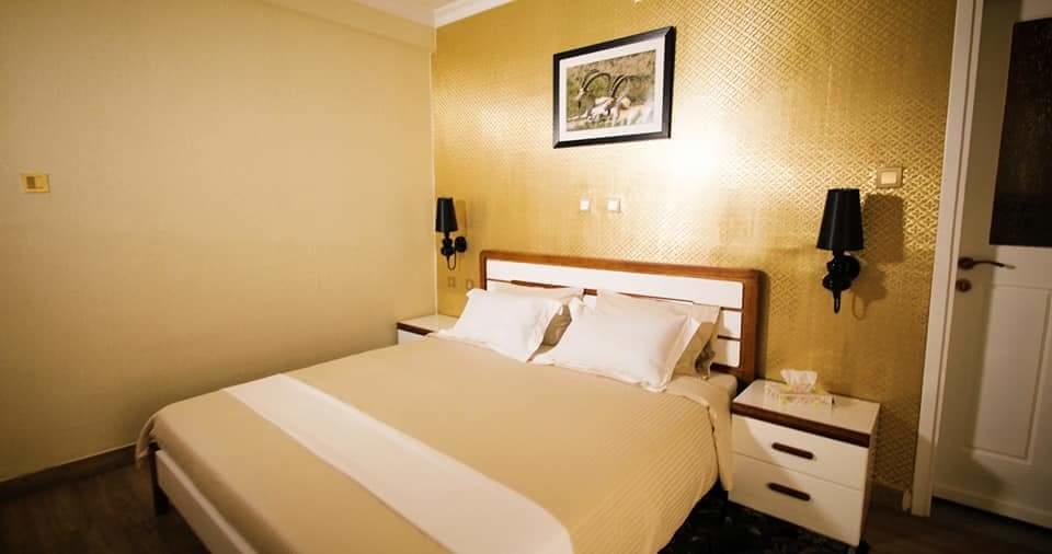 Готель Golden Bed Addis Екстер'єр фото