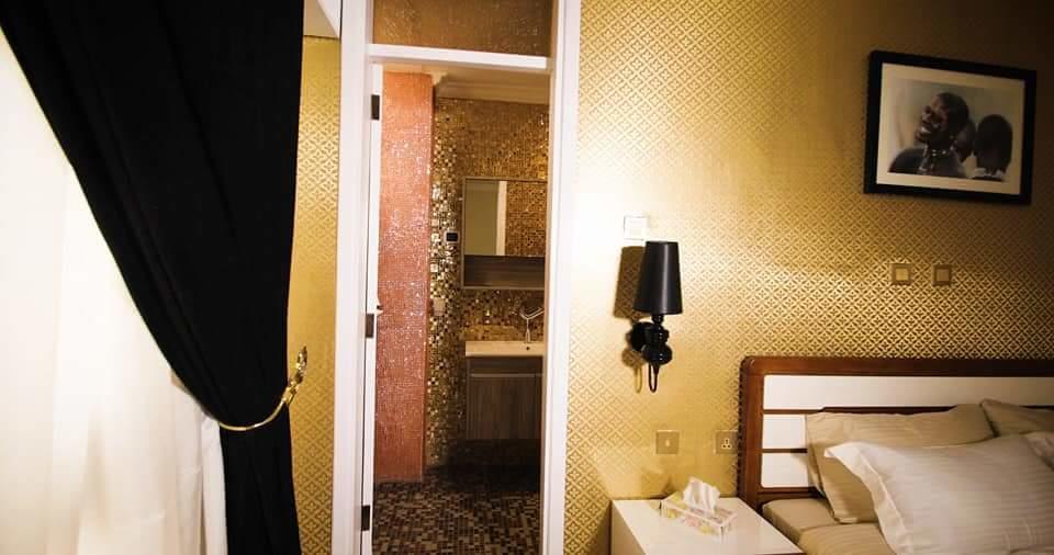 Готель Golden Bed Addis Екстер'єр фото