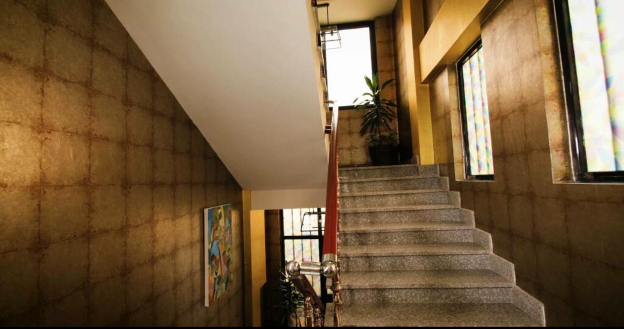 Готель Golden Bed Addis Екстер'єр фото